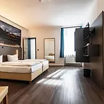 Готель Weidenhof 3*