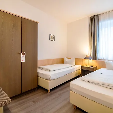 فندق Weidenhof 3*