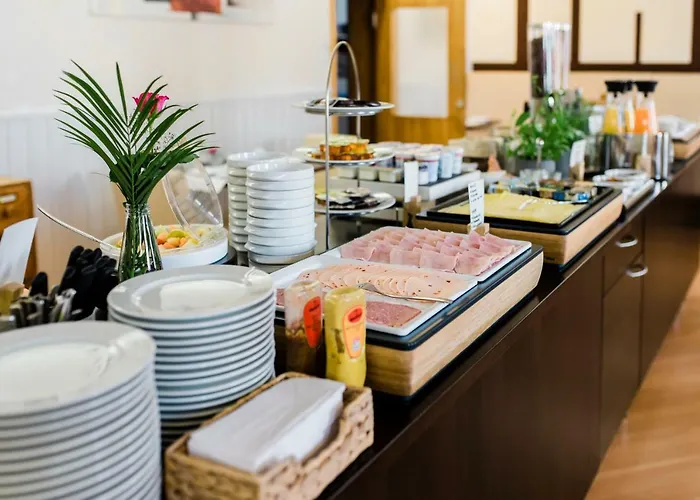 Отель Weidenhof